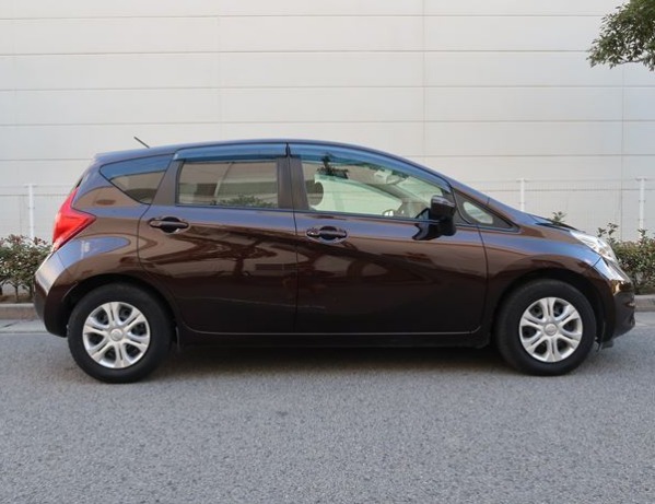 2015 NISSAN NOTE